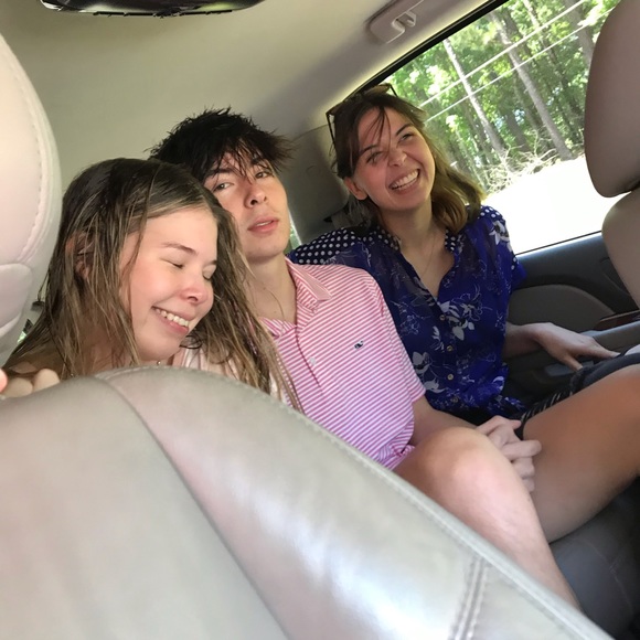 I would love to get to know you and say hi!🌻 - Picture 11 of 16